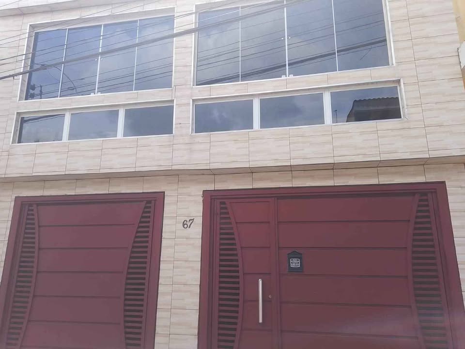 Casa 2 quartos 2 banheiros