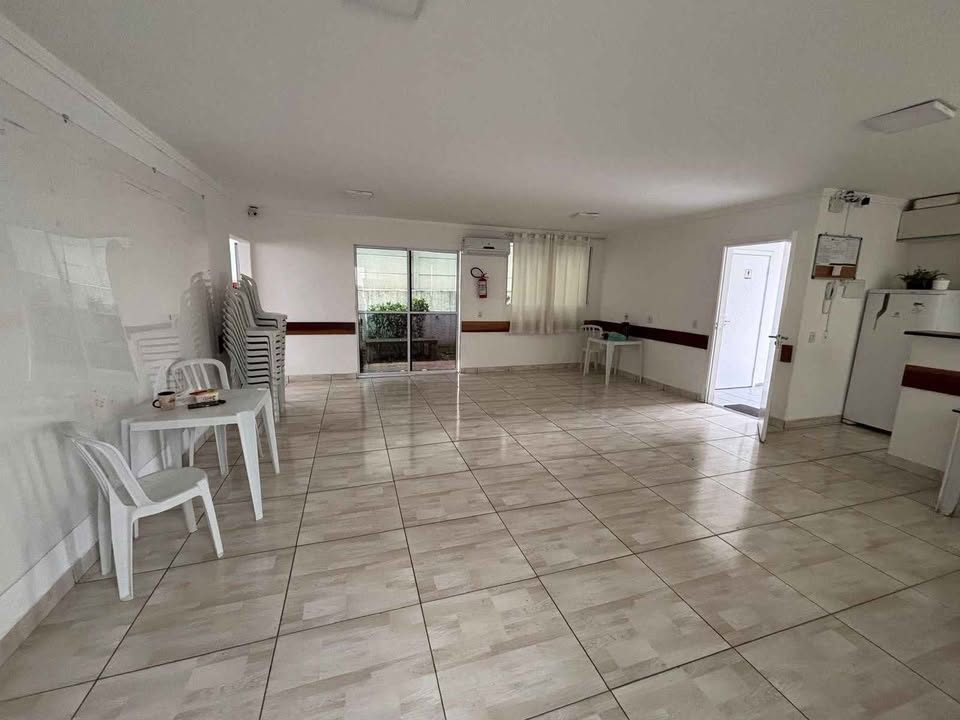 Apartamento 2 quartos 1 banheiro